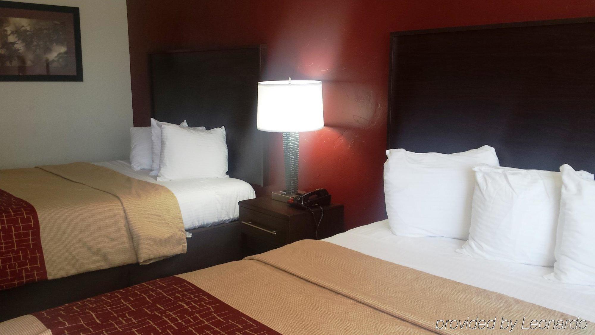 Motel Super 8 By Wyndham Oklahoma Airport Fairgrounds West Exterior foto
